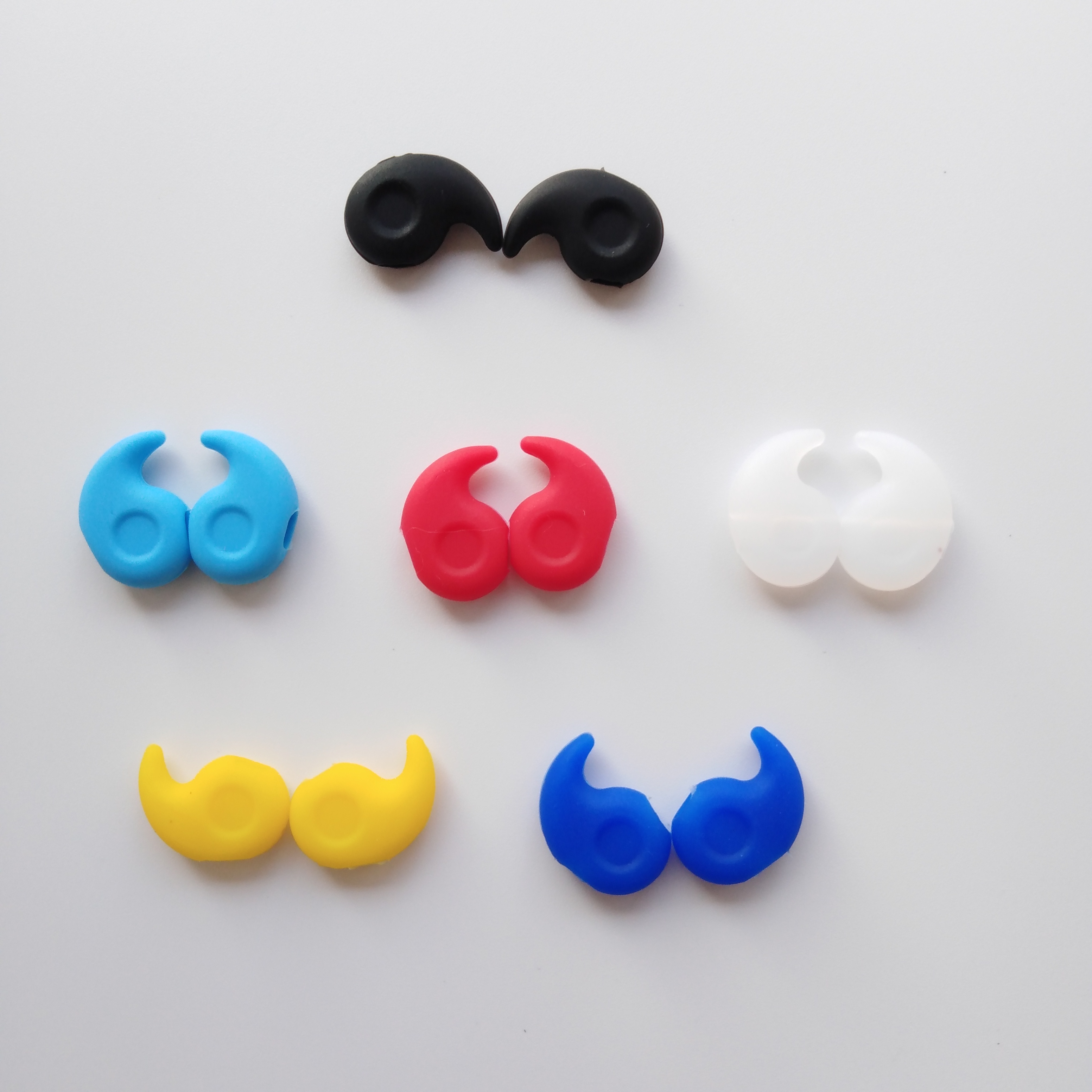 sunglass silicone elastic and stretchy anti slip temple gripper ear hook eyewear accessories in