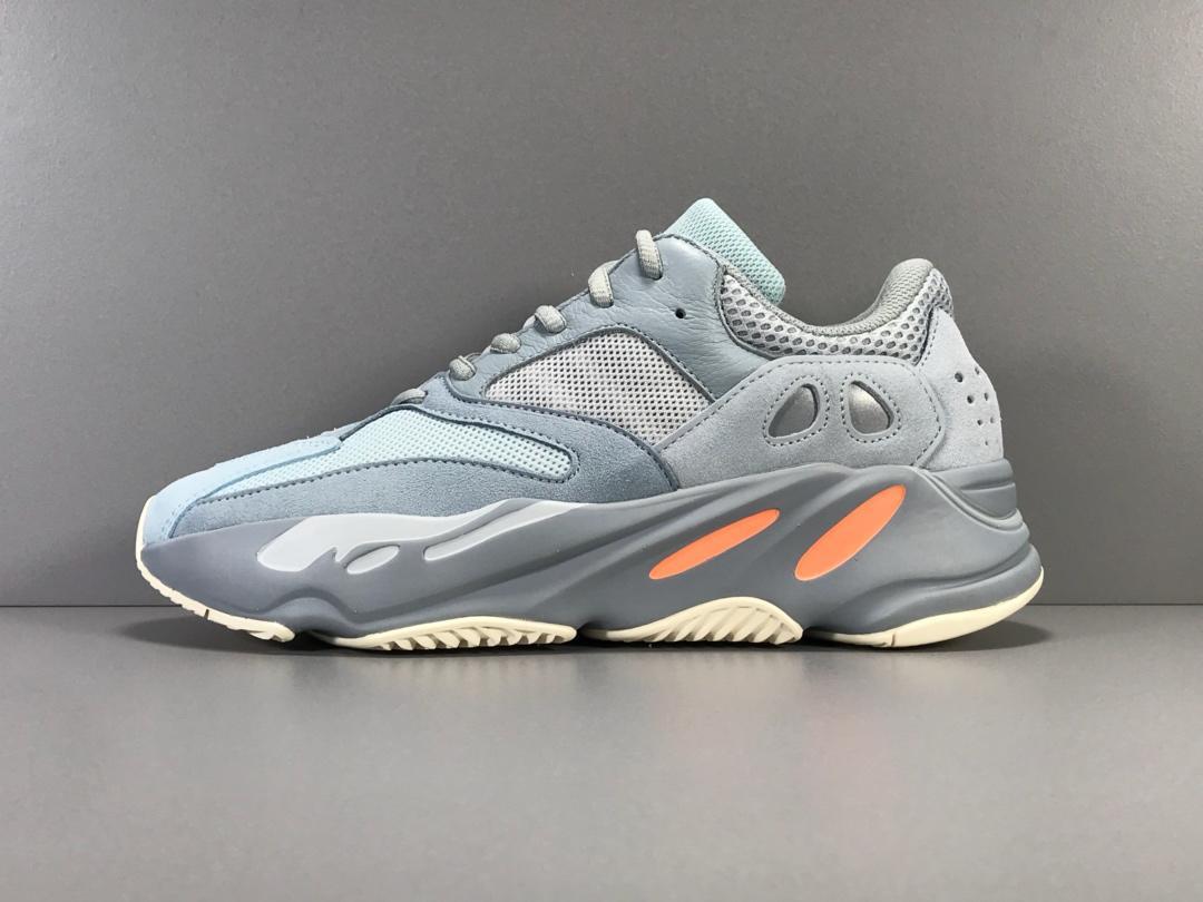 adidas yeezy 700 og