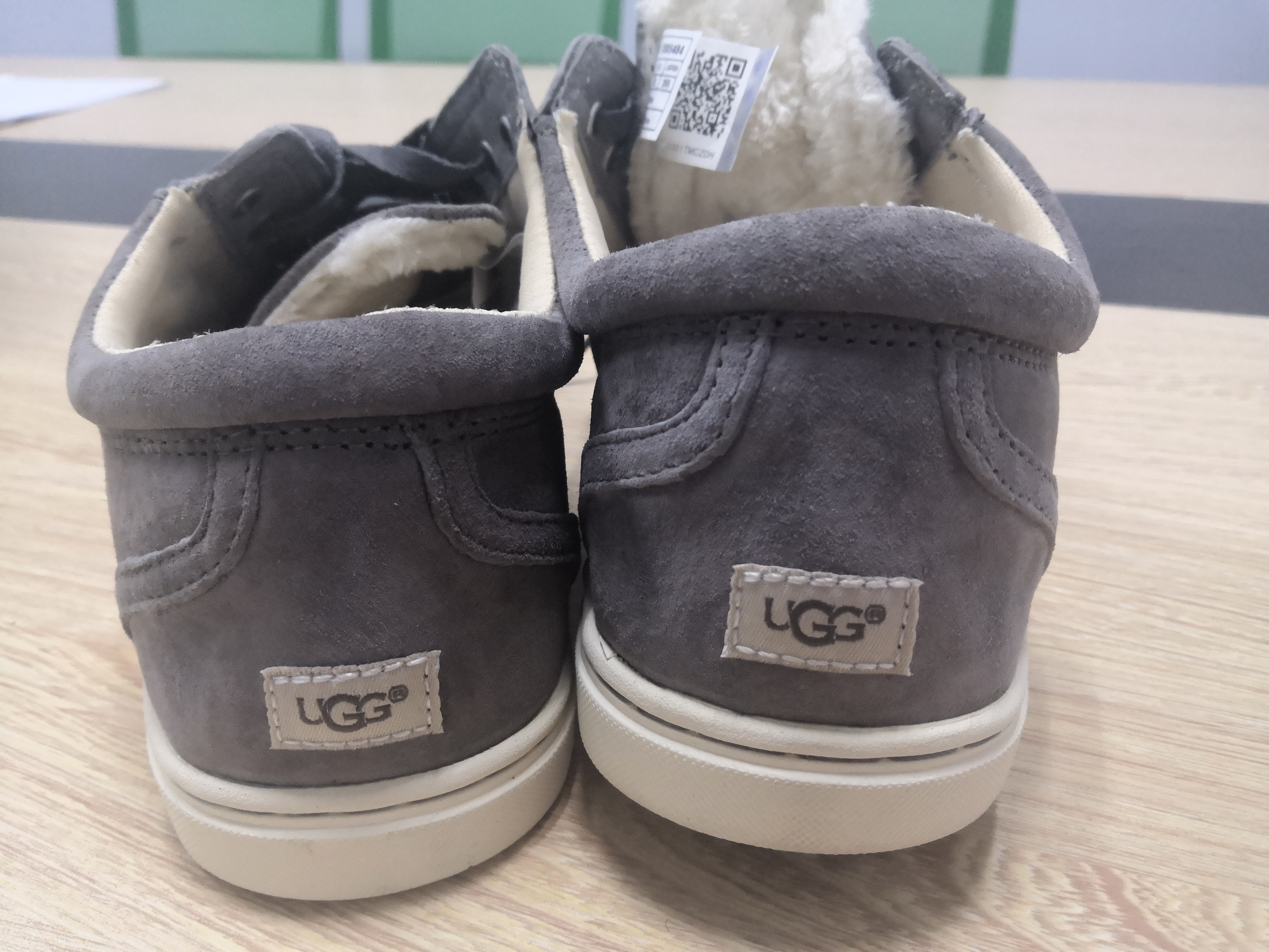 ugg 42