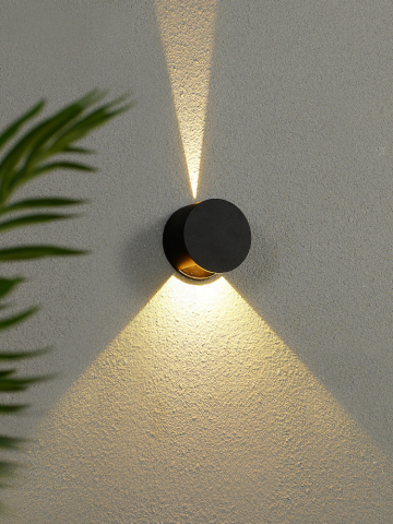 Up/Down Indoor/Outdoor Wall Light
