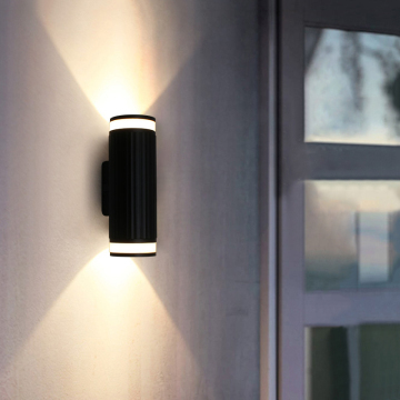 Outdoor/Indoor Wall Light