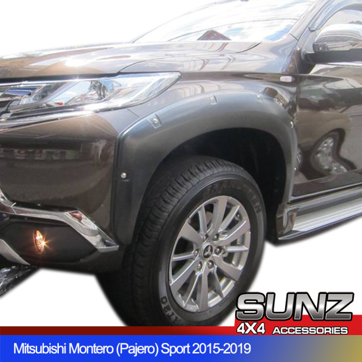 pajero flares