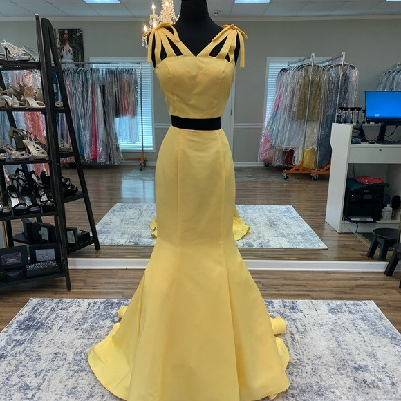 Two Piece Straps Yellow Mermaid Long Prom Dress Two Piece Straps Yellow Mermaid Long Prom Dress prom 2021,long dress,cheap dress,prom dress,two piece prom dress