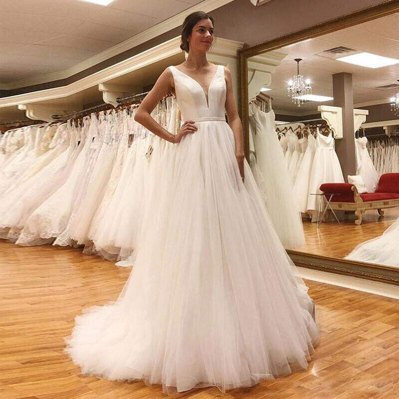 Elegant A-Line Backless White Tulle Wedding Dress
