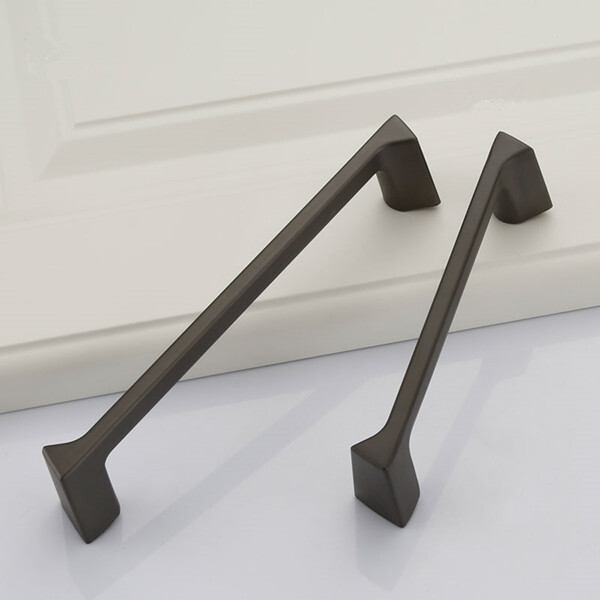 2020 New Design 2pcs free shipping simple modern Furniture Handle American style Kitchen Cabinets Pulls cupbord 1000mm closet pull