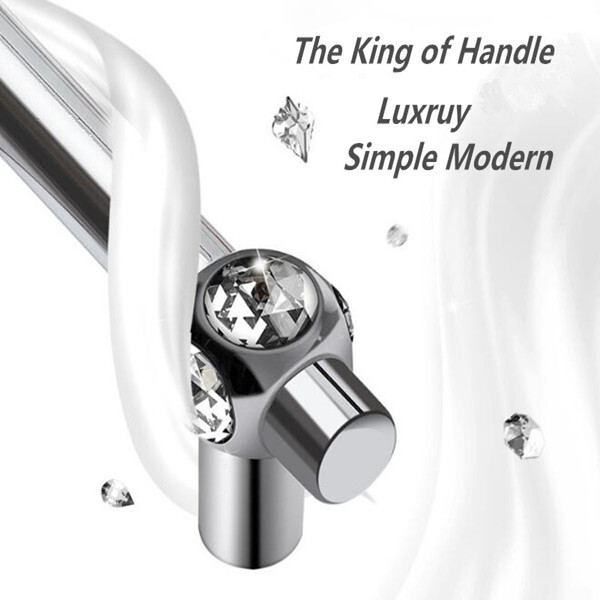 smooth surface chrome cabinet handle
