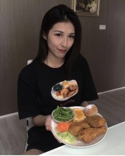 supreme chicken dinner t shirt