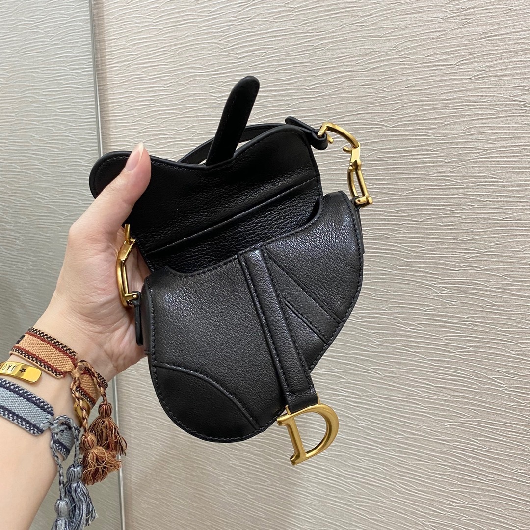 micro saddle bag with strap