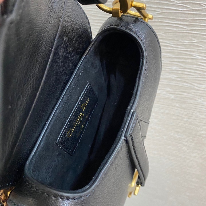 micro saddle bag with strap
