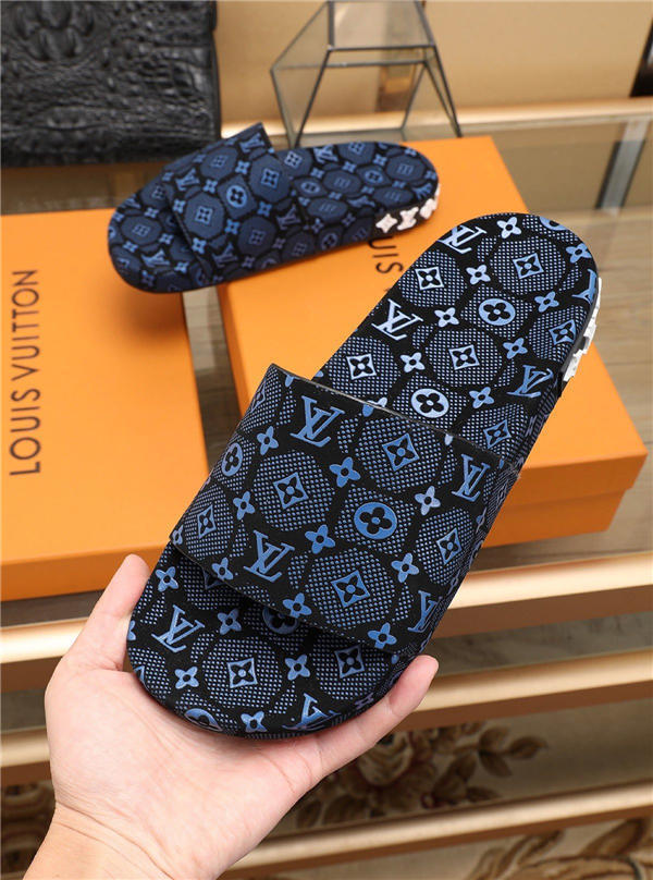 lv beach slippers