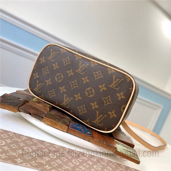 Products By Louis Vuitton: Nice Bb