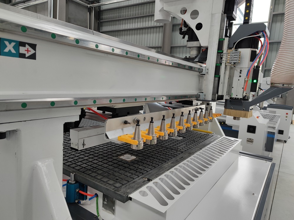 ATC CNC router machine 1325 HT-1325L