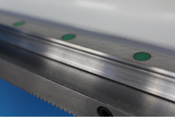 auto tool changer cnc router 2100*3000mm auto tool changer cnc router machine 