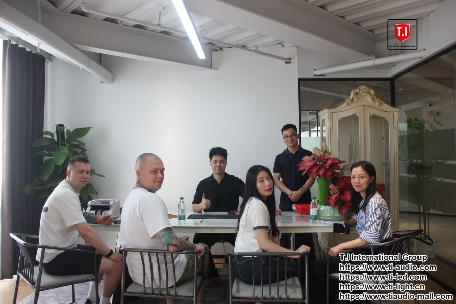 Russian Customers Visited T.I for On-Site Factory Inspection and System Testing