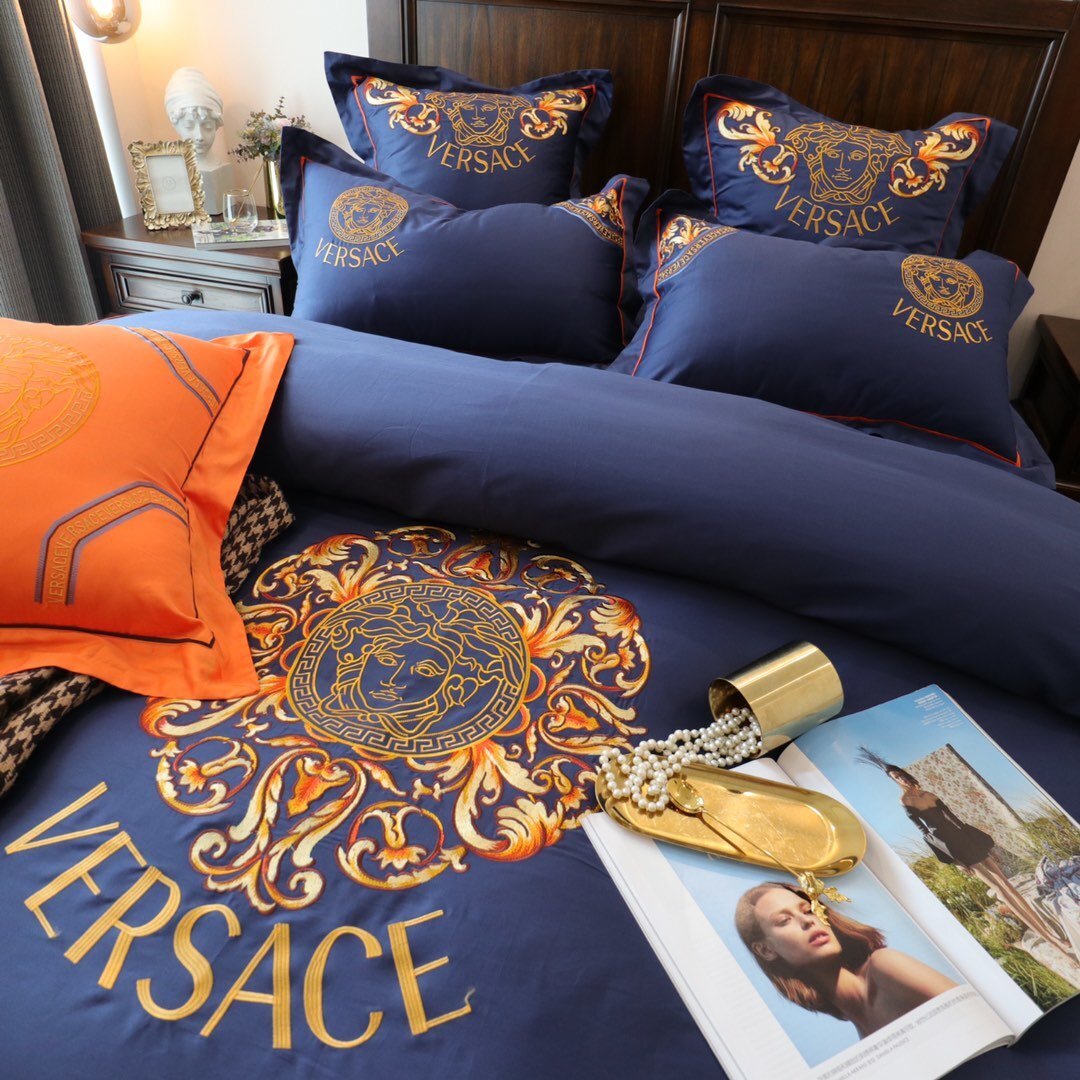 Colorful Louis Vuitton Comforter Settings