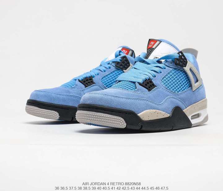 &sneakers 3a- Nike Air Jordan 4 Retro SE
