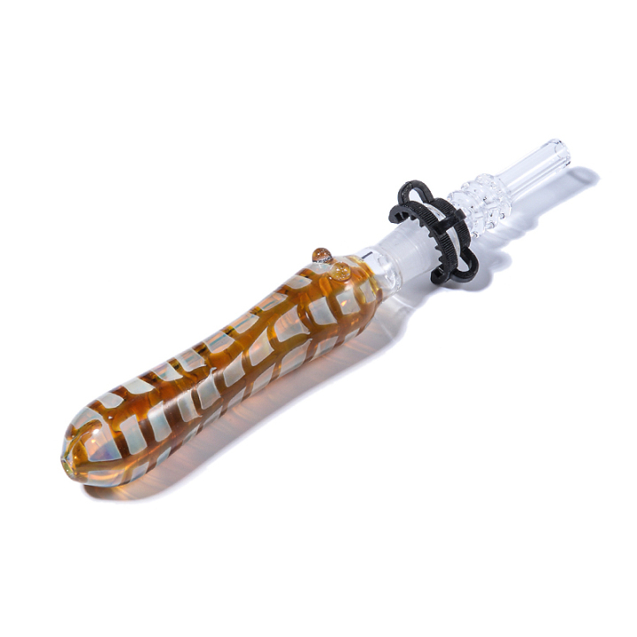 https://images.51microshop.com/8357/product/20211125/copy_of_Colored_Glass_Donut_Dab_Straw_Nectar_Collector_With_10mm_Quartz_Nail__1637833130608_0.jpg_w720.jpg