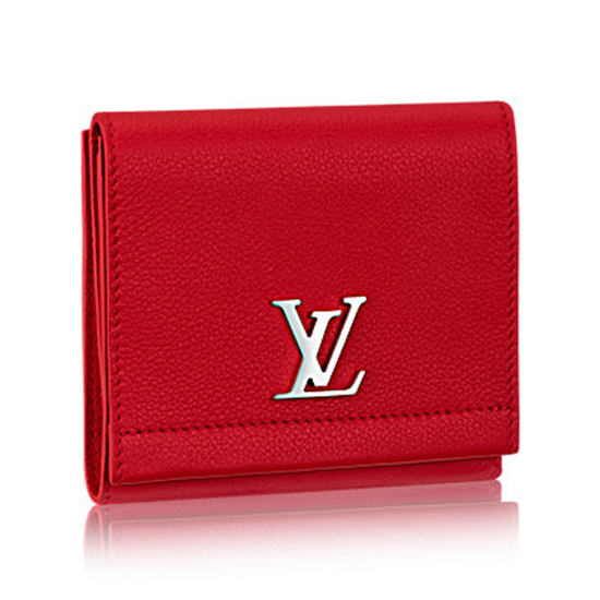 SOLD Louis Vuitton Lock Me Shopper new with paperwork $2,900🤍🤍🤍📞  215-944-8907 📧 DTT9CNewtown@gmail.com