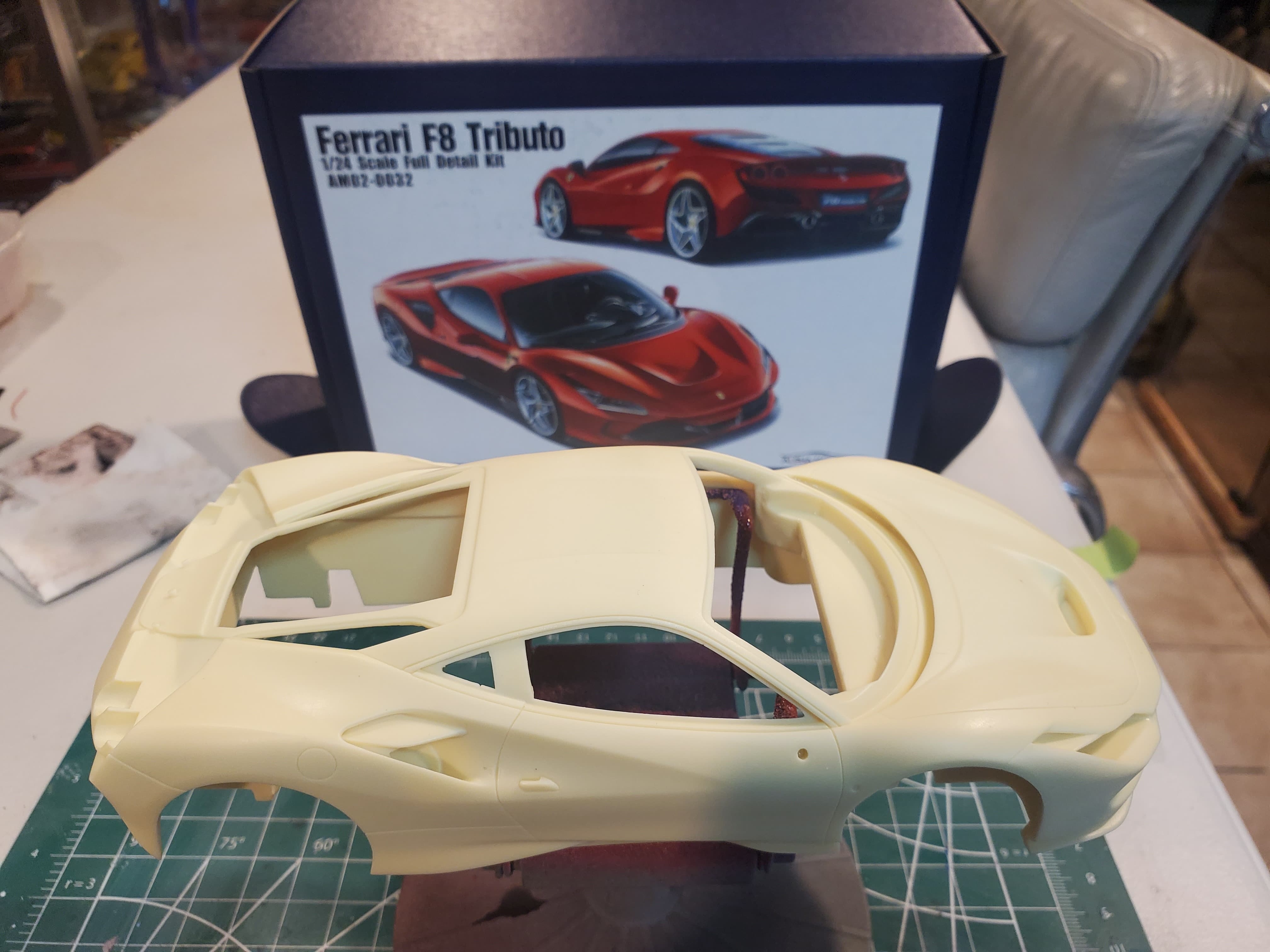 1/24 scale model car kit Ferrari F8 Tributo——Alpha Model reviews at