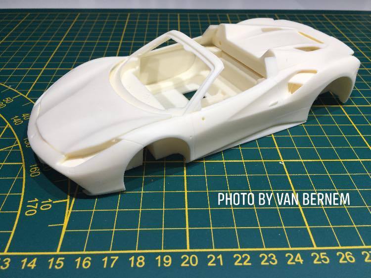 1/24 Ferrari 488 Spider all resin car body build by Michael van Bernem