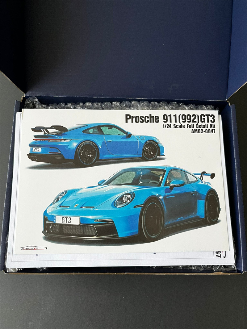 1/24 scale model car kit Porsche 911(992) GT3 AM02-0047