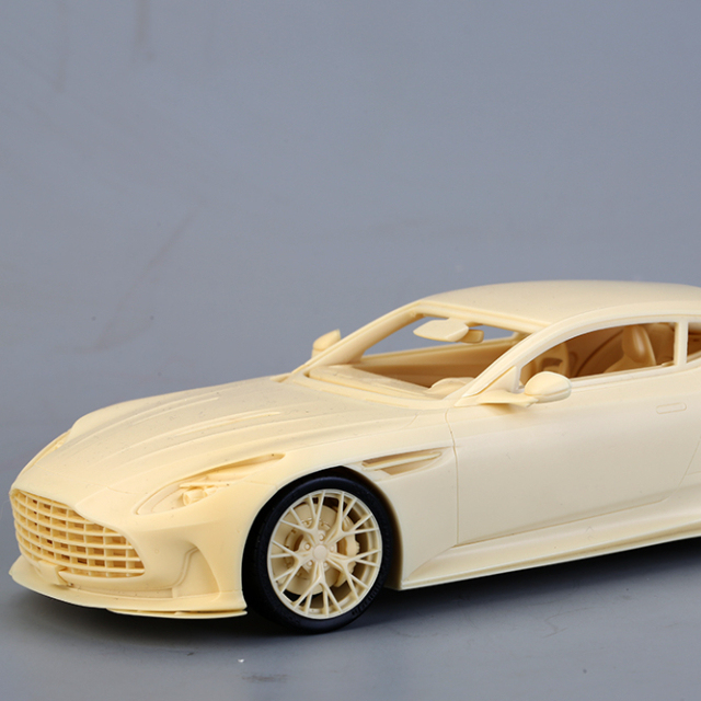 1/24 Scale Model Car Kit AM02-0086 Aston Martin DB12 - Alpha (1/24)