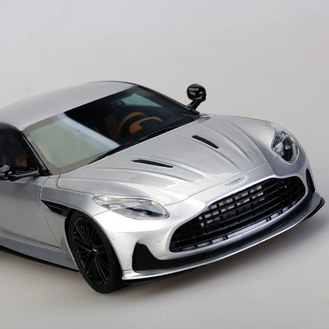 1/24 Scale Model Car Kit AM02-0086 Aston Martin DB12 - Alpha (1/24)