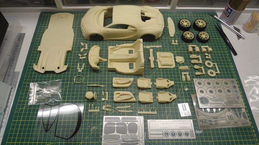 1/24 scale model car kits，1/24 model car kits，1/24 resin model car kits