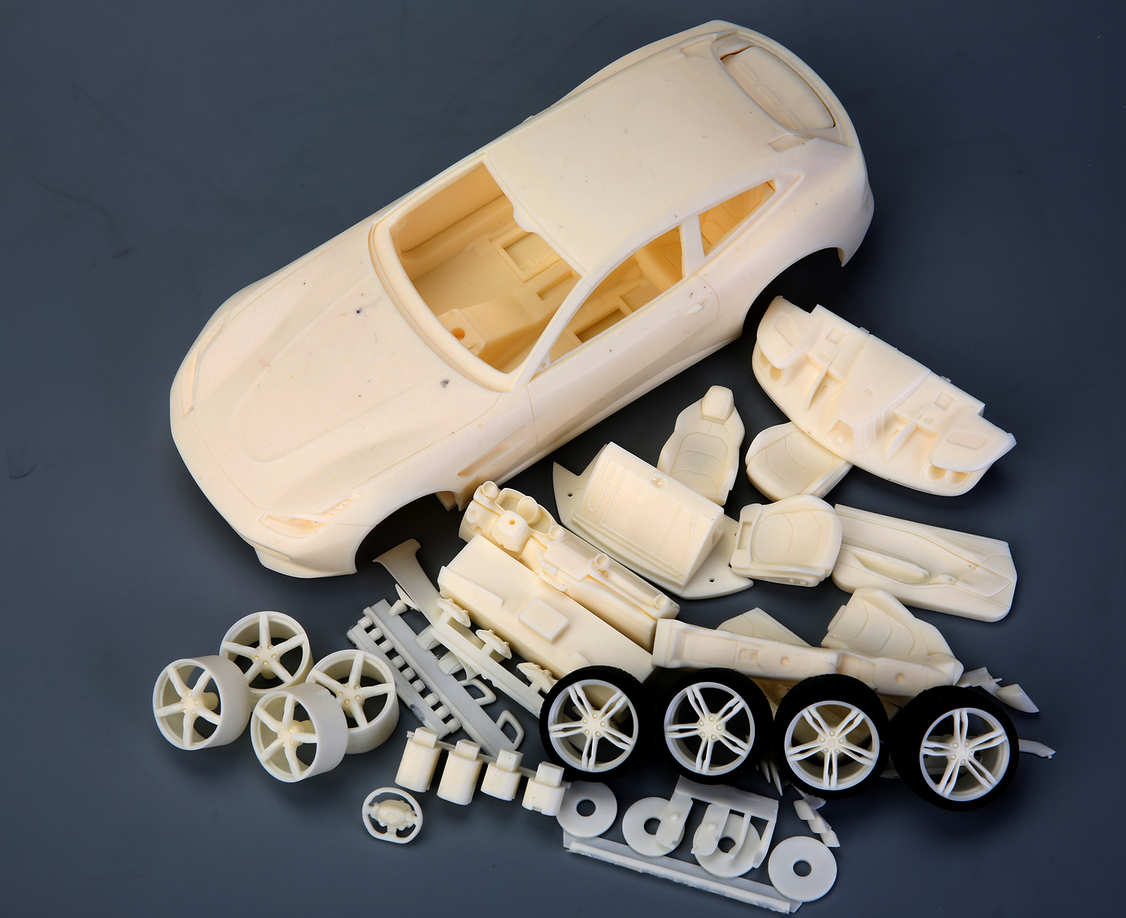 1/24 Ferrari GTC4 Lusso alpha model，1/24 scale model cars，resin car model kits，Aftermarket Model Parts，aftermarket resin model car parts