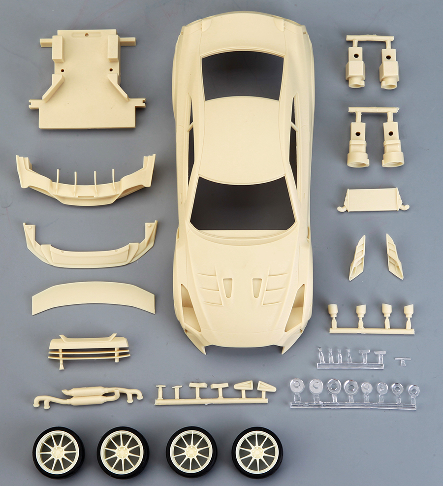 Amazon.com: Aoshima Nissan R35 Nissan GT-R 2024 (Dark Metal