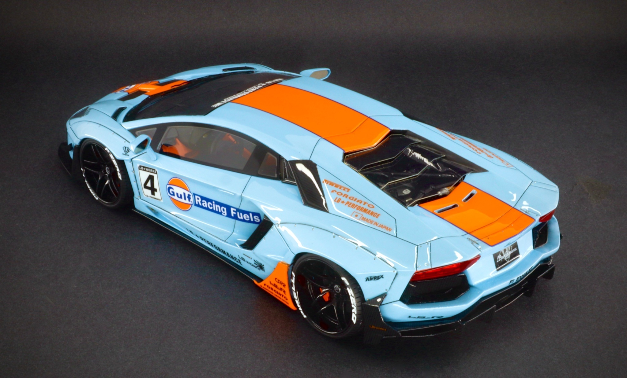 1_24_LB_Works_Aventador_2_0_Gu