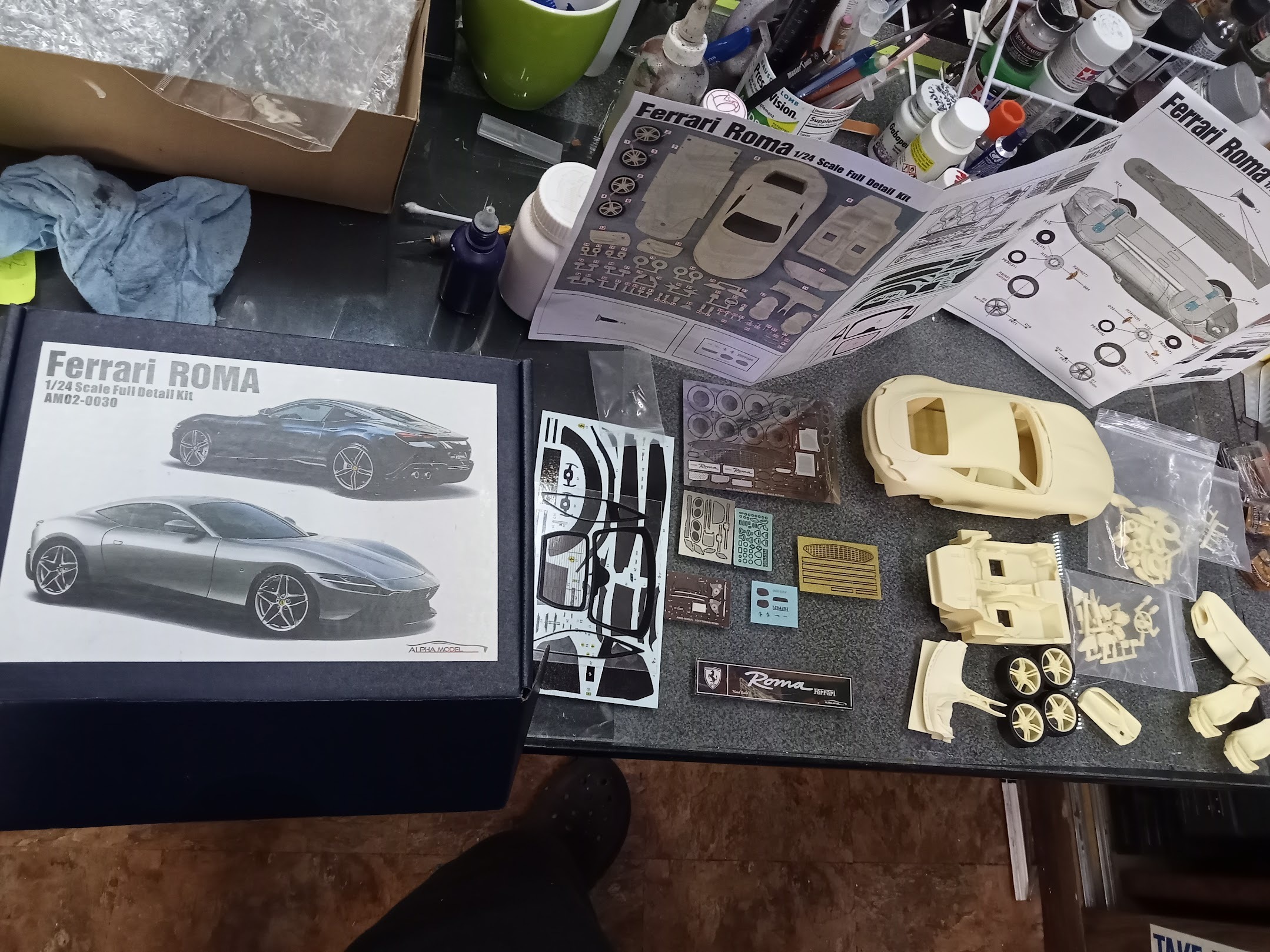 alpha model,1/24 scale model cars,resin car model kits,1/24 Ferrari Roma