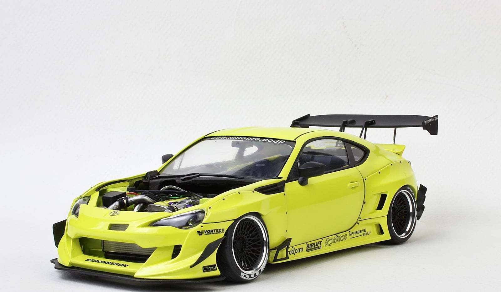 1/24 scale Rocket Bunny kitsAlpha Model