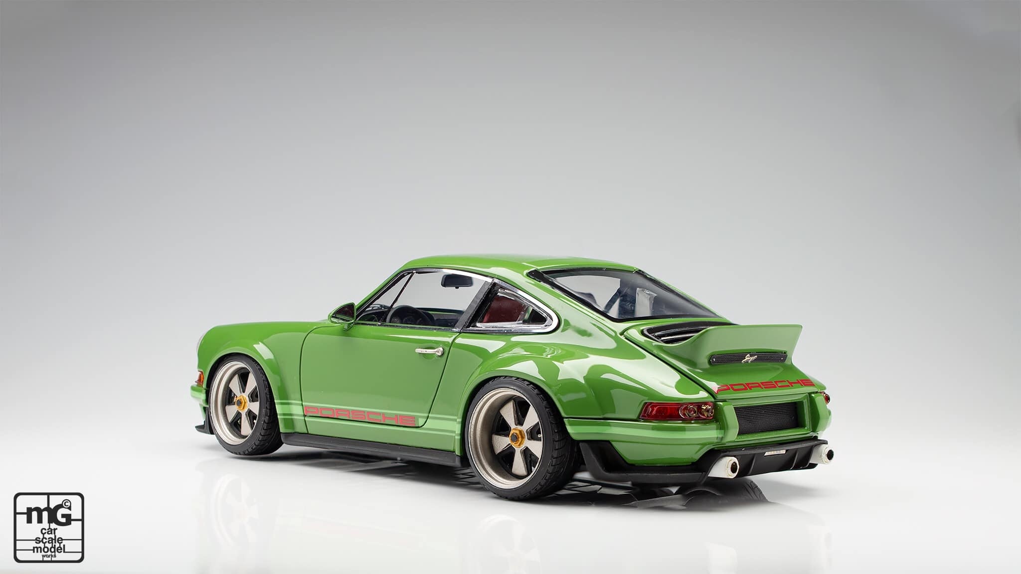 1/24 Scale Model Car Kit Porsche 911 DLS Full Detail Kit(HD03-0623)- HobbyDesign
