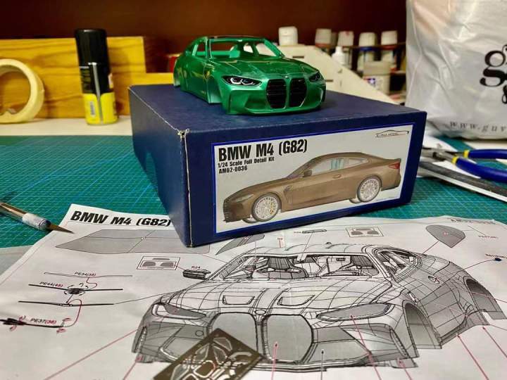 1 24 scale model car kit BMW M4 G82 Alpha Model