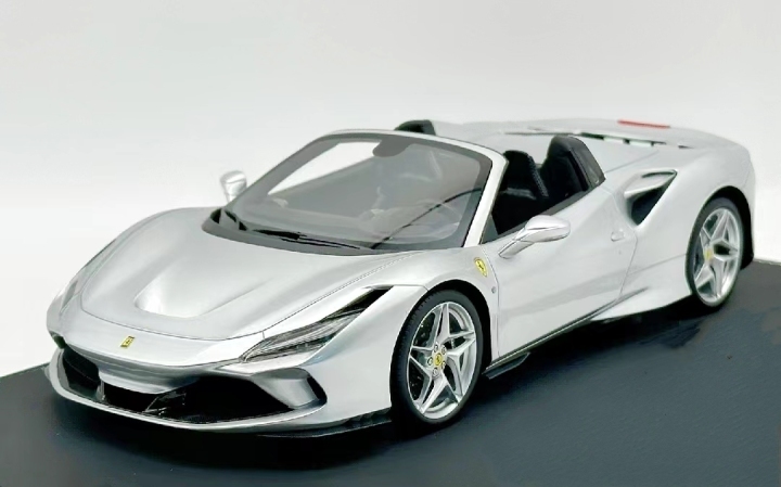 VIP 1/18 Ferrari F8 wide-body modified version simulation