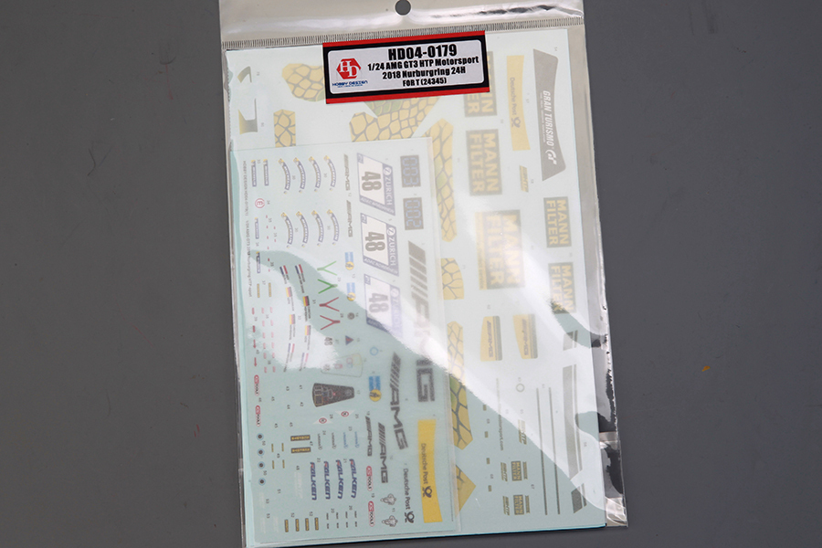 1_24_scale_model_car_kit_AMG_G