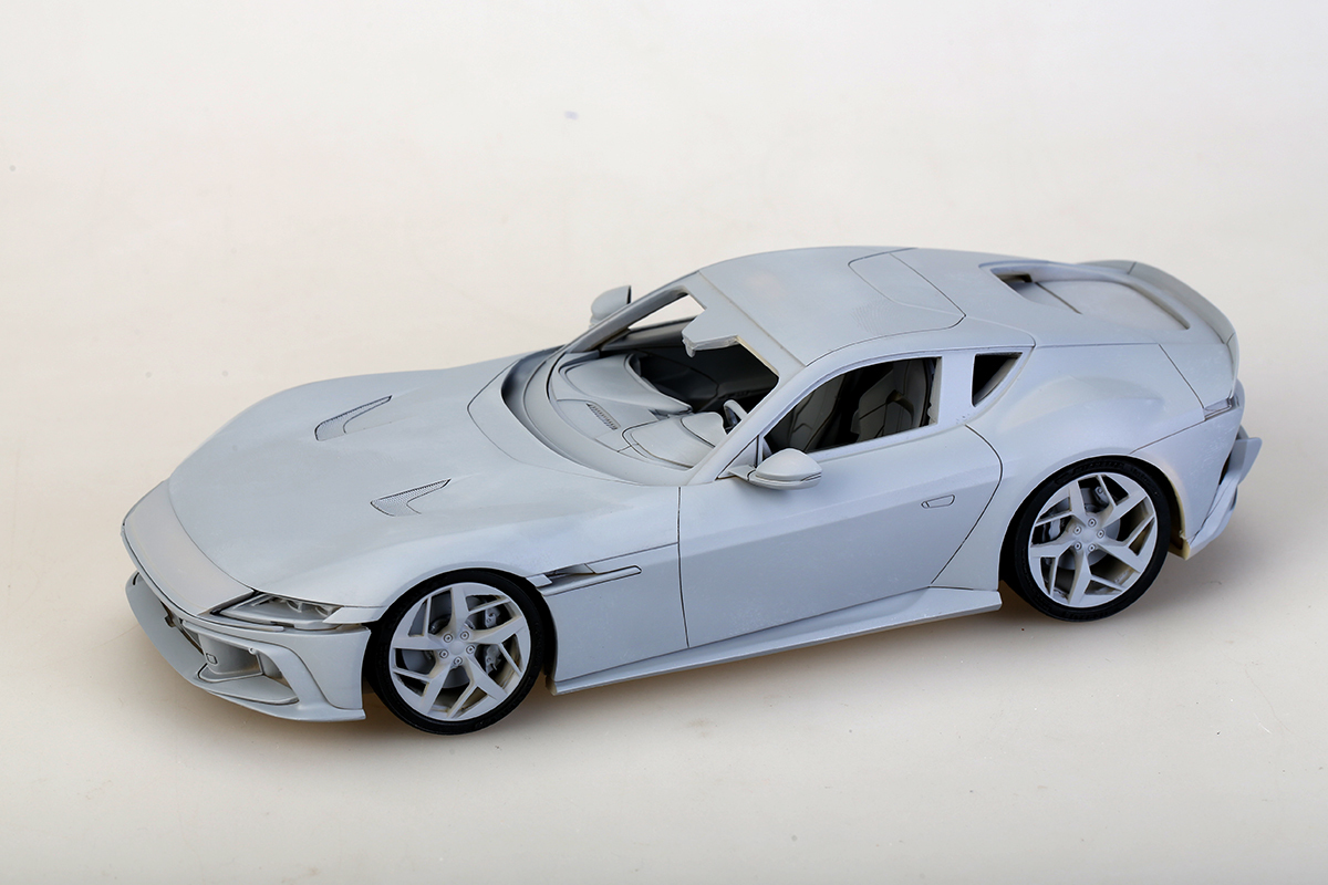 1/24 scale model car kit Ferrari 12 Cilindri-Alpha Model