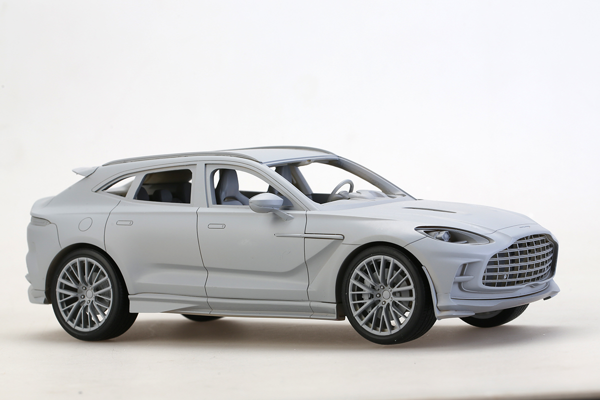 1/24 scale model car kit Aston Martin DBX707-Alpha Model