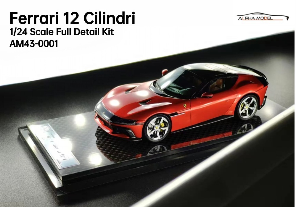 1_43_Ferrari_812_Superfast_and