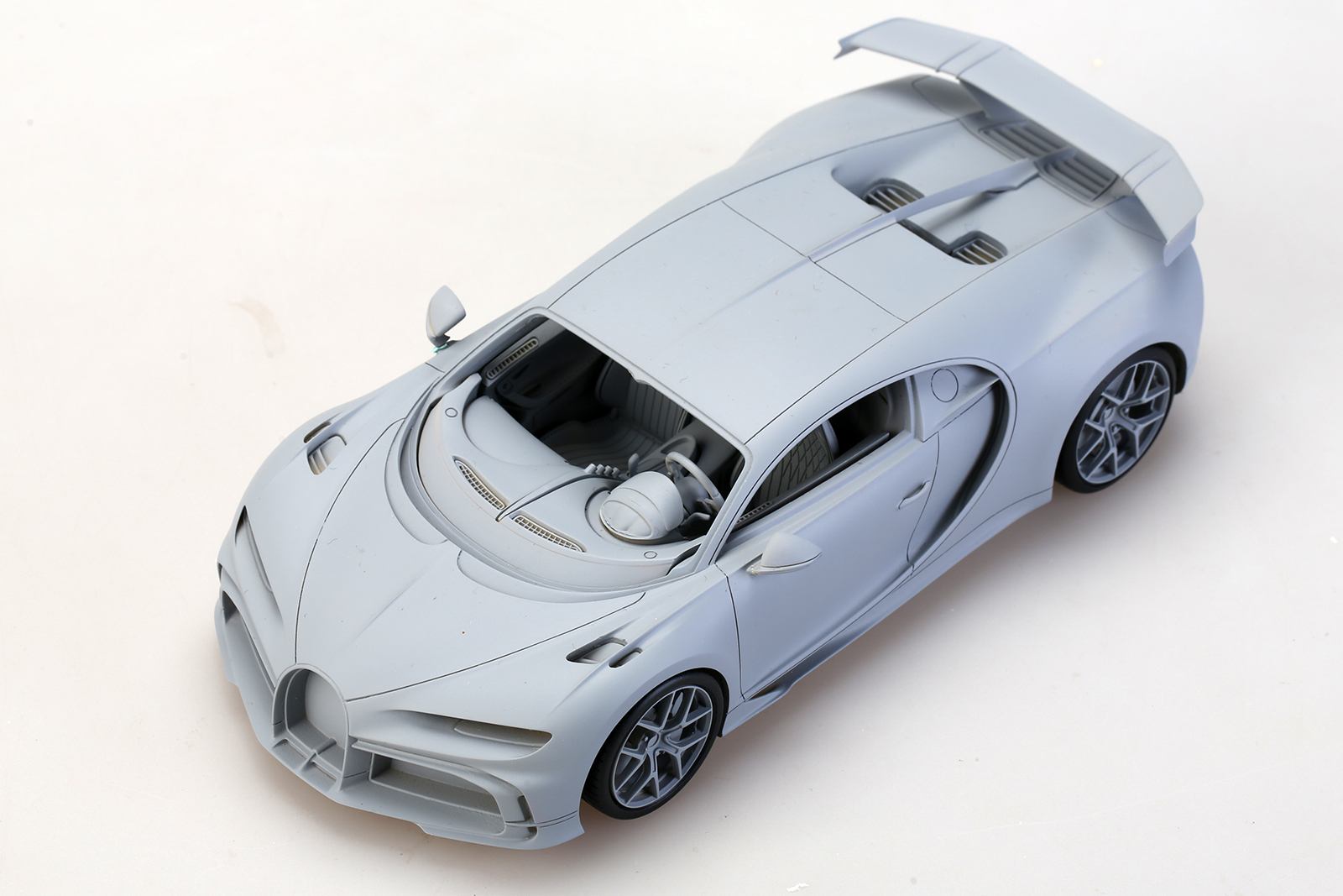 1/24 scale model car kit Bugatti Chiron Pur Sport-Alpha Model