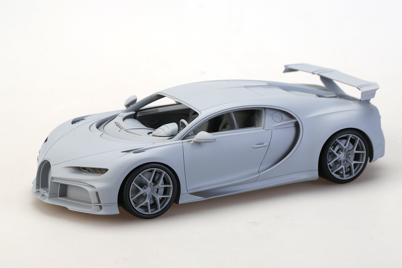 1/24 scale model car kit Bugatti Chiron Pur Sport-Alpha Model