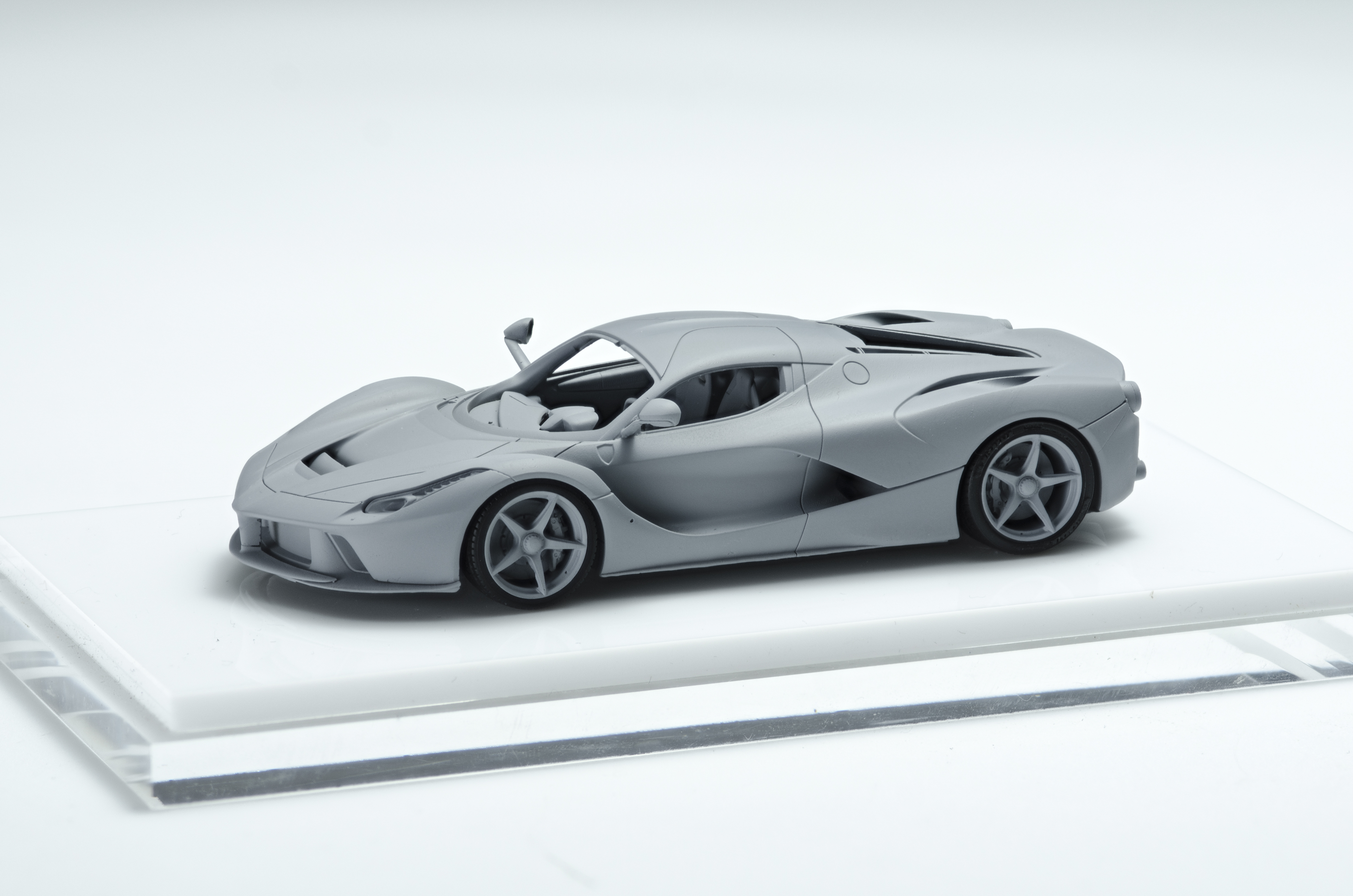 1/43 フェラーリ　La Ferrari 1/43 scale model car kit Ferrari Laferrari-Alpha Model