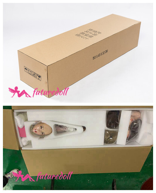 Future Doll Packing & Accessories